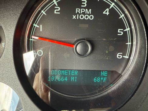 Used 2014 GMC Yukon Denali image 18