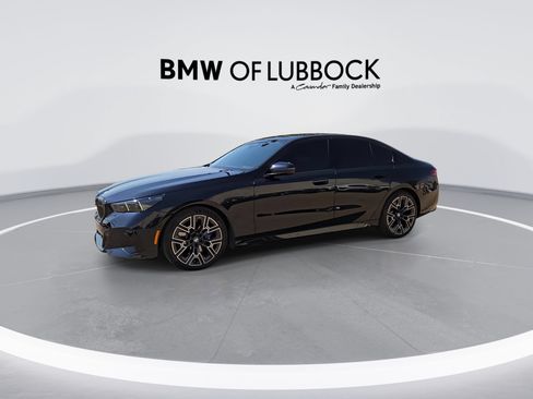 Used 2024 BMW 540i xDrive w/ Premium Package AWD/4WD image 5