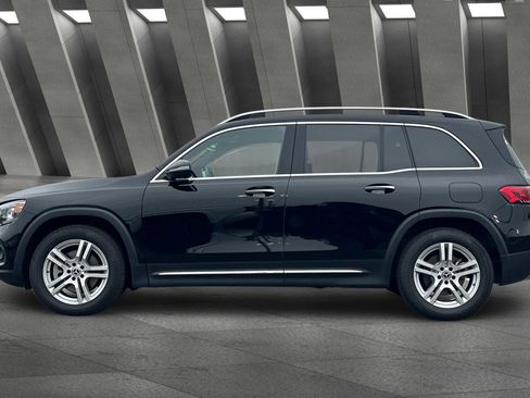 Used 2023 Mercedes-Benz GLB 250 4MATIC image 7