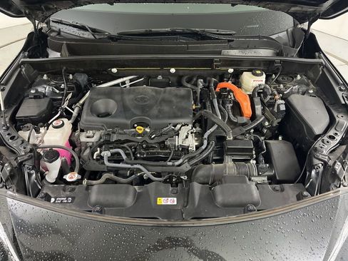 Used 2022 Toyota Venza Limited image 9