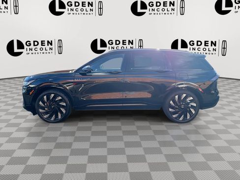 Used 2024 Lincoln Nautilus Reserve AWD/4WD image 5