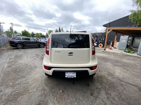 Used 2012 Kia Soul FWD image 5