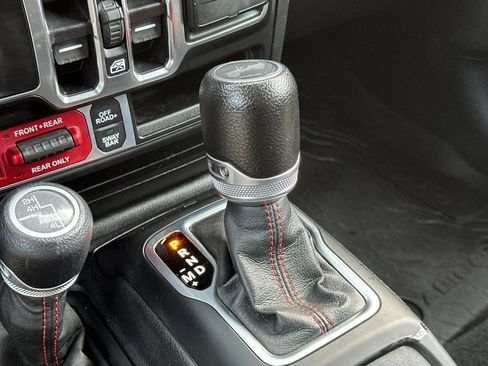 Used 2023 Jeep Wrangler Unlimited Rubicon w/ LED Lighting Group image 22