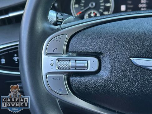 Used 2025 Genesis GV70 2.5T AWD/4WD image 22