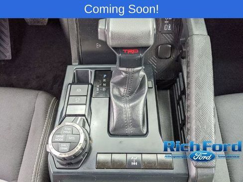 Used 2025 Toyota Tacoma TRD Off-Road w/ TRD Off Road Upgrade Package AWD/4WD image 12