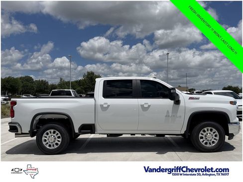 New 2026 Chevrolet Silverado 2500 LT w/ All Star Edition AWD/4WD image 3