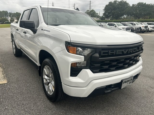 Used 2022 Chevrolet Silverado 1500 Custom AWD/4WD image 2