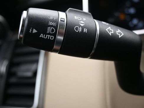 Used 2019 Land Rover Range Rover Sport HSE AWD/4WD image 23
