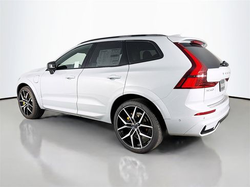 New 2026 Volvo XC60 T8 Polestar w/ Protection Package Premier image 5