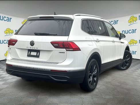 Used 2023 Volkswagen Tiguan SE image 6