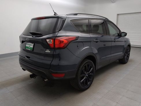 Used 2019 Ford Escape SE FWD image 9