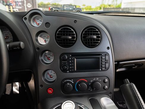 Used 2009 Dodge Viper ACR RWD image 34