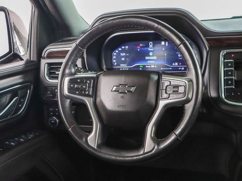 Used 2023 Chevrolet Tahoe Z71 w/ Luxury Package image 13