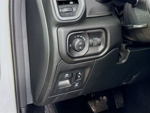 New 2026 RAM 1500 Big Horn AWD/4WD image 10