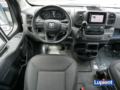 Used 2025 RAM ProMaster 2500 FWD image 17
