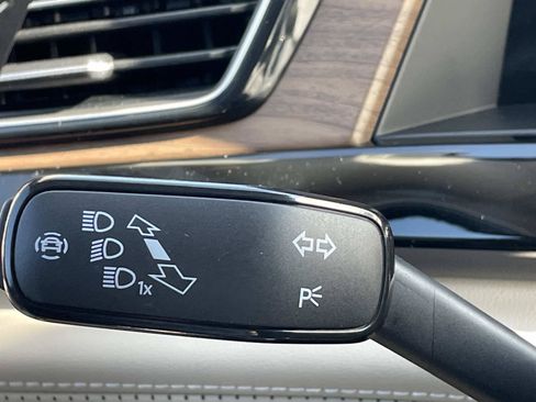 New 2026 Volkswagen Atlas SE FWD image 26