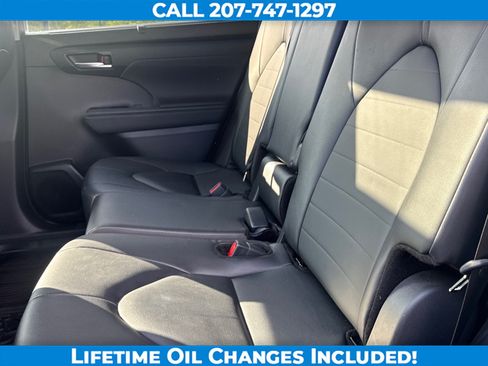 Used 2026 Toyota Highlander XLE AWD/4WD image 15
