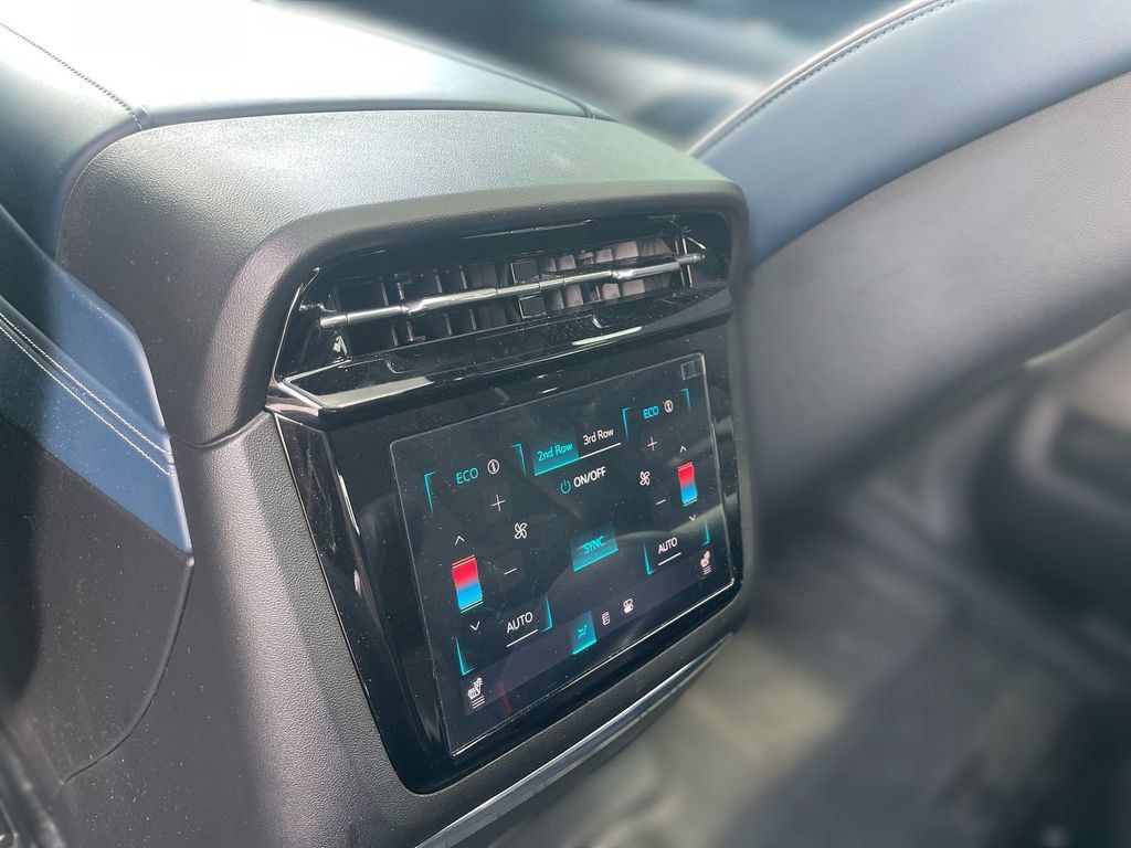 Certified 2025 Cadillac Escalade IQ Sport 2 AWD/4WD image 30