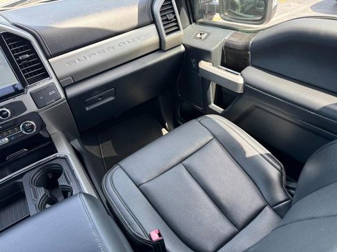 Used 2022 Ford F250 Lariat w/ Chrome Package AWD/4WD image 15