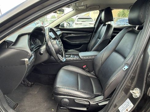 Used 2021 MAZDA MAZDA3 s FWD image 13