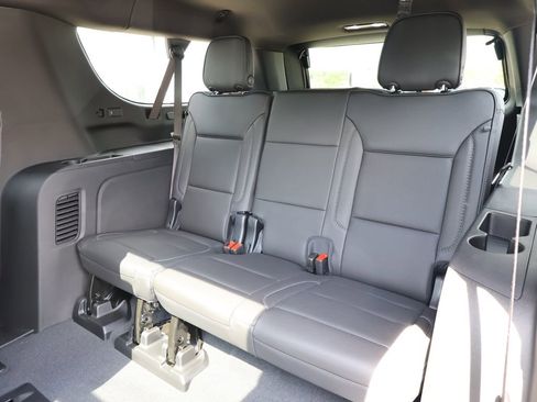 New 2026 GMC Yukon XL Denali w/ Denali Reserve Package AWD/4WD image 30