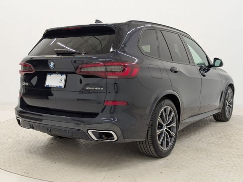 Used 2022 BMW X5 xDrive45e w/ M Sport Package image 9