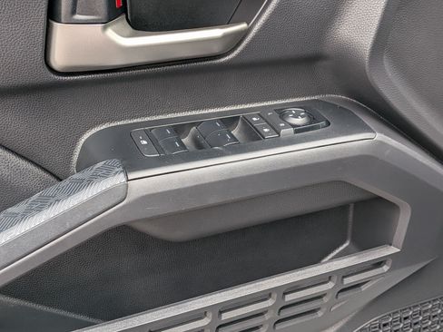 Used 2024 Toyota Tacoma TRD Sport AWD/4WD image 16