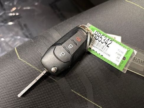 Used 2024 Ford F150 STX image 29