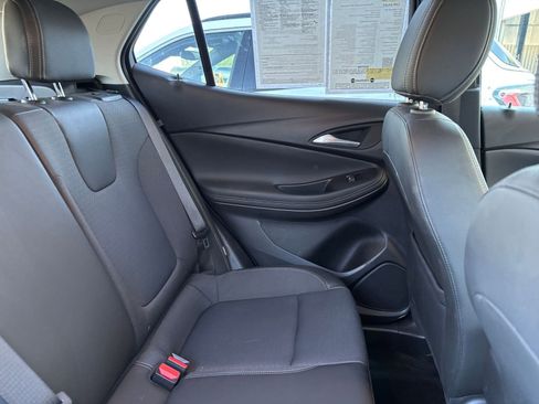 Used 2025 Buick Encore GX Preferred image 36