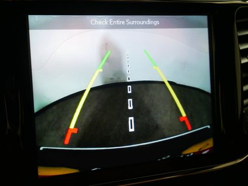 Used 2019 Jeep Grand Cherokee Summit image 33