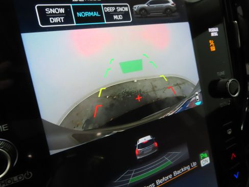 New 2026 Subaru Ascent Limited Bronze image 19