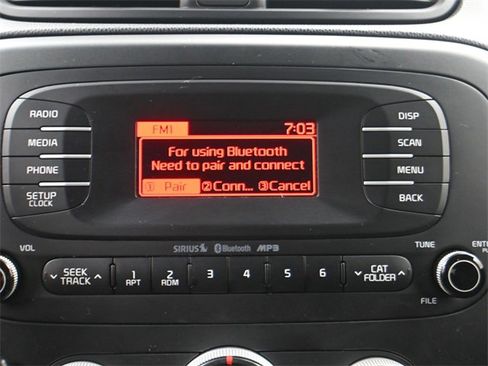 Used 2014 Kia Soul + image 15