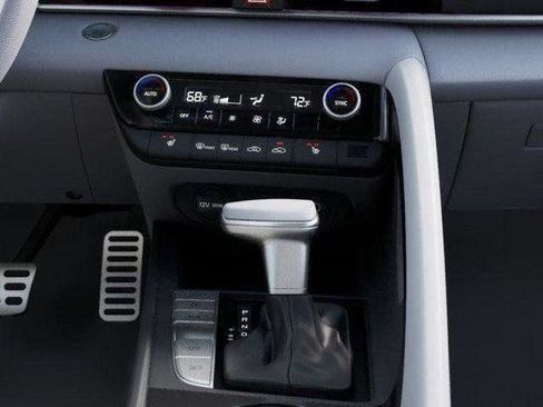 New 2026 Hyundai Elantra SEL Sport Premium FWD image 25