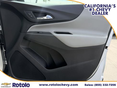 Used 2019 Chevrolet Equinox LS w/ LS Convenience Package FWD image 9