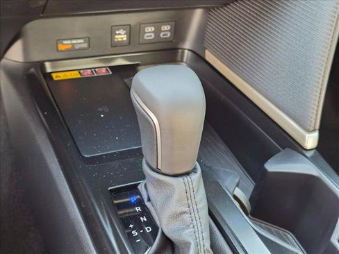New 2026 Toyota Camry SE FWD image 11