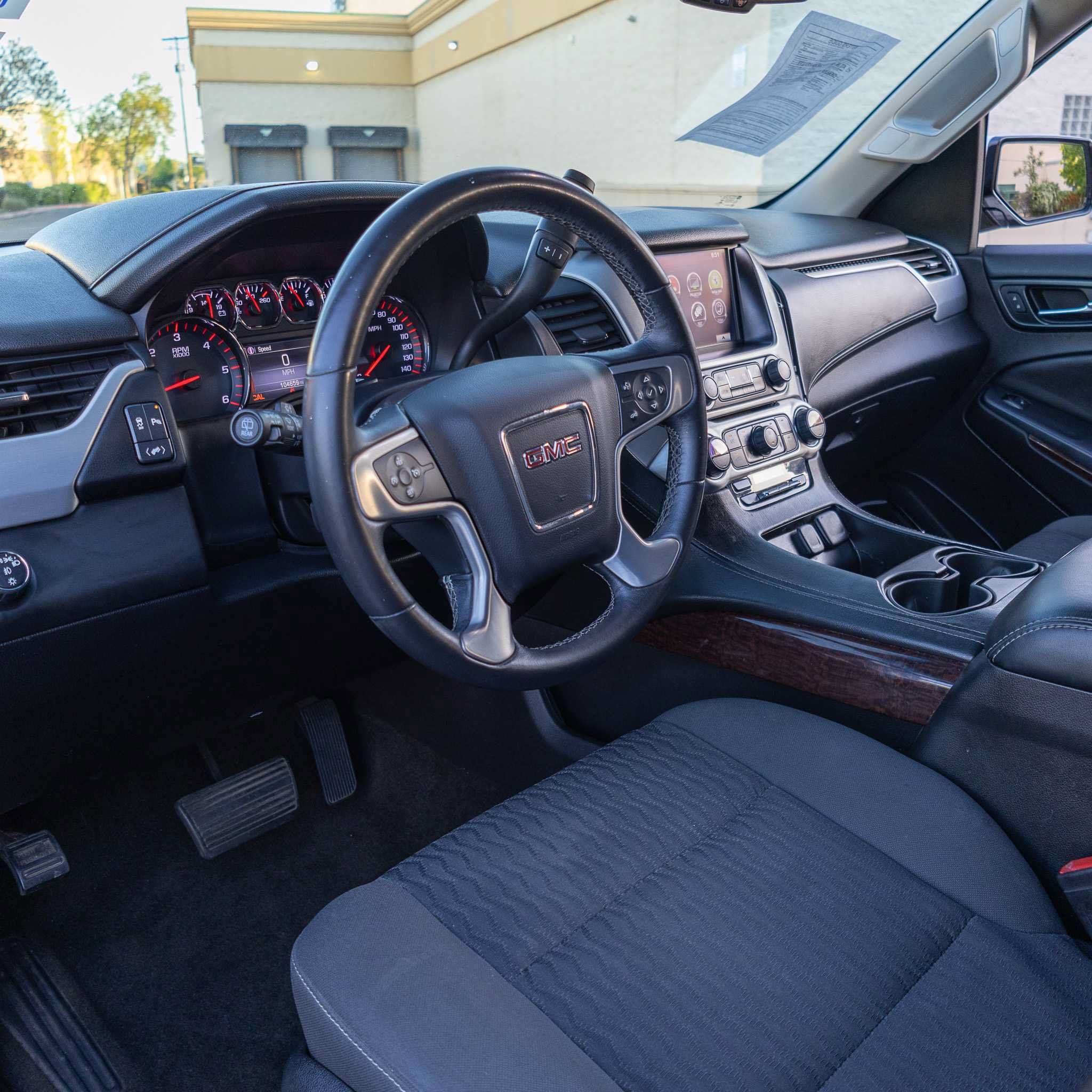 Used 2016 GMC Yukon SLE w/ Convenience Package RWD image 11
