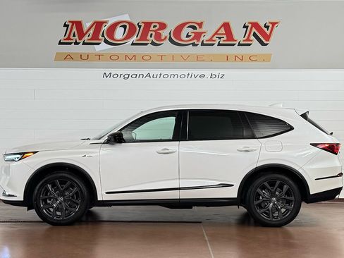 Used 2023 Acura MDX A-Spec image 6