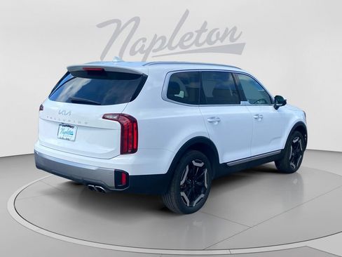 Used 2025 Kia Telluride S FWD image 6