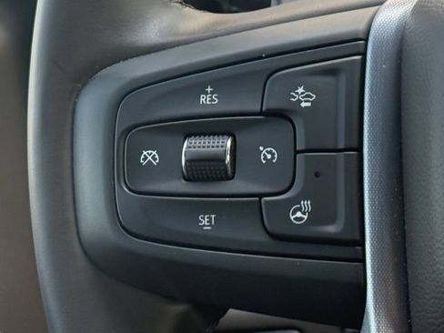 Used 2025 GMC Sierra 1500 SLT AWD/4WD image 10