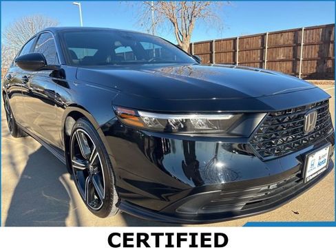 Used 2025 Honda Accord Sport image 2