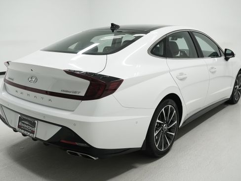 Used 2022 Hyundai Sonata Limited image 4
