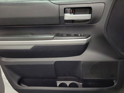 Used 2014 Toyota Tundra SR5 w/ TRD Off Road Package image 22