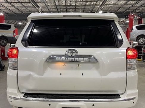 Used 2012 Toyota 4Runner SR5 image 6