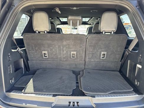 Used 2021 Lincoln Navigator Reserve w/ Luxury Package AWD/4WD image 7