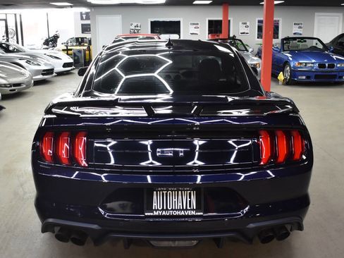 Used 2022 Ford Mustang GT RWD image 6