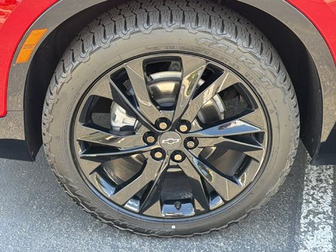 Used 2022 Chevrolet Blazer RS w/ Enhanced Convenience Package AWD/4WD image 9