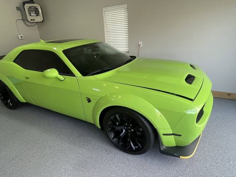 Used 2023 Dodge Challenger SRT Hellcat image 3