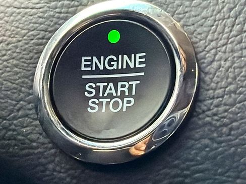 Used 2020 Ford Edge SEL w/ Convenience Package image 34