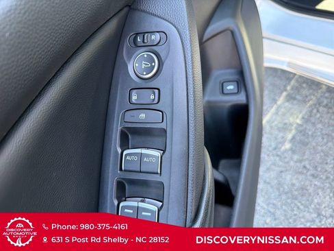 Used 2018 Honda Accord EX-L image 11