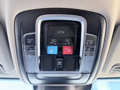 Used 2024 RAM 2500 Laramie w/ Safety Group AWD/4WD image 18